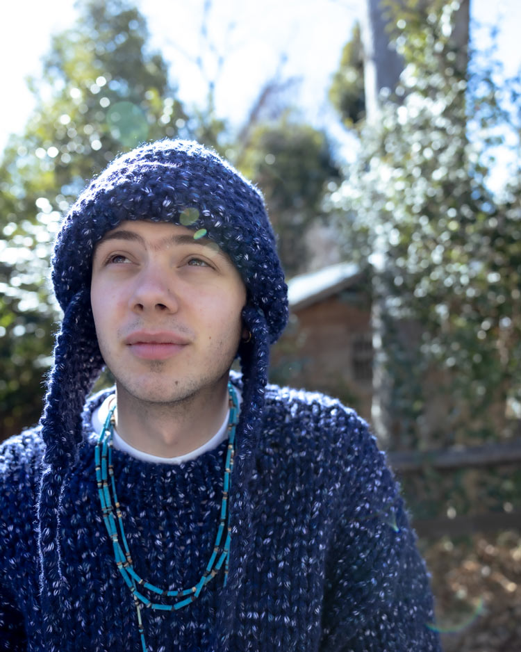 WOOL MIX HAND KNIT SWEATER