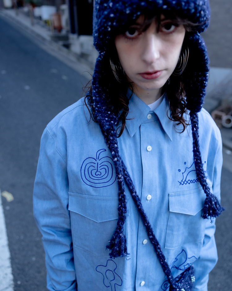EMBROIDERY CHAMBRAY SHIRT