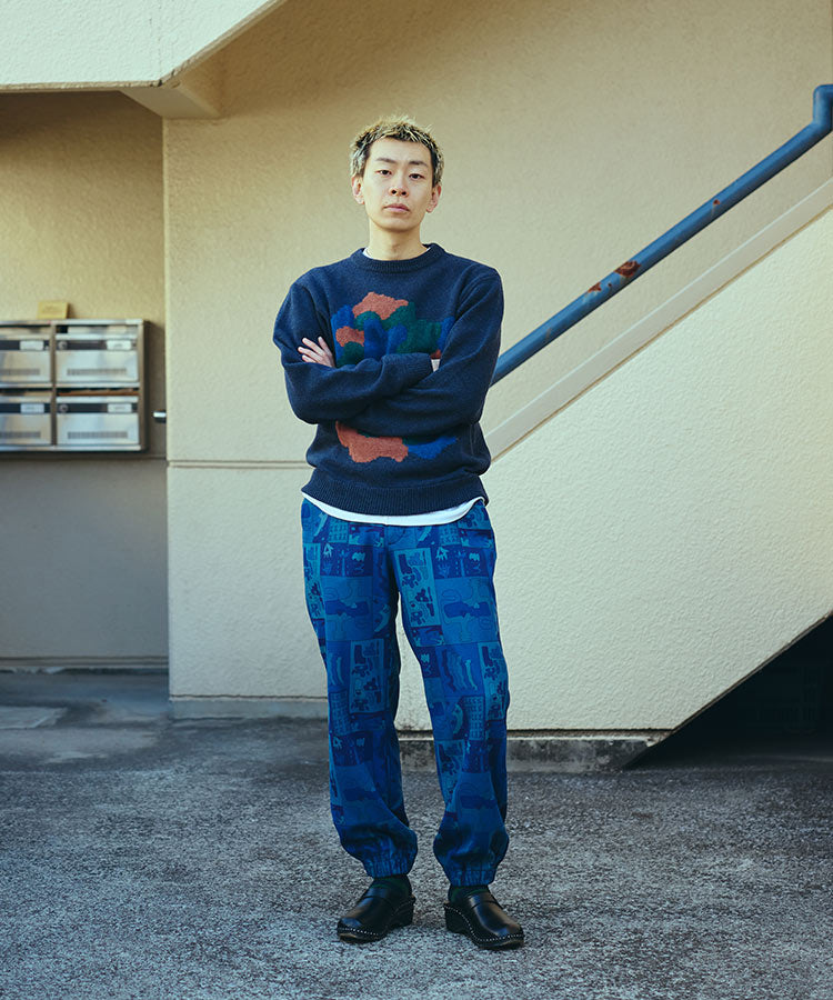 MIDNIGHT FOREST KNIT SWEATER (NAVY)