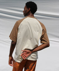 TITINPUIPUI RAGLAN TEE (BEIGE & BROWN)